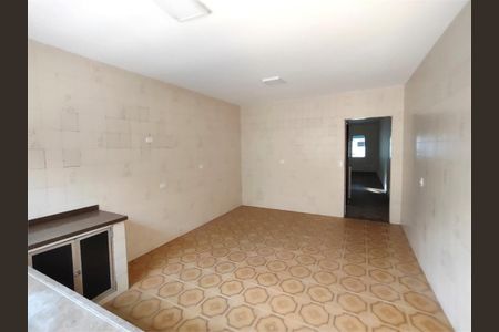 Casa à venda com 3 quartos, 130m² em Parque São Lucas, São Paulo