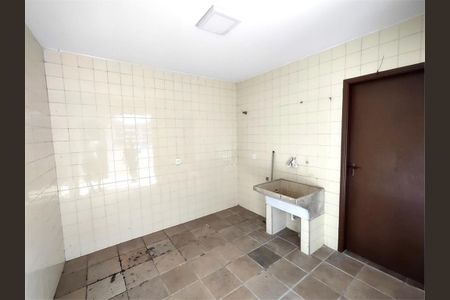 Casa à venda com 3 quartos, 130m² em Parque São Lucas, São Paulo