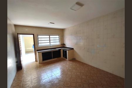 Casa à venda com 3 quartos, 130m² em Parque São Lucas, São Paulo