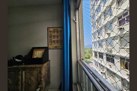 Apartamento à venda com 84m², 2 quartos e 1 vaga