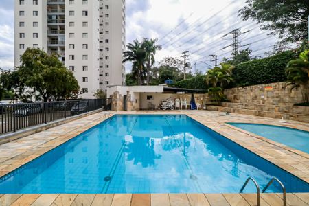 Apartamento à venda com 80m², 3 quartos e 1 vagaÁrea comum - Piscina