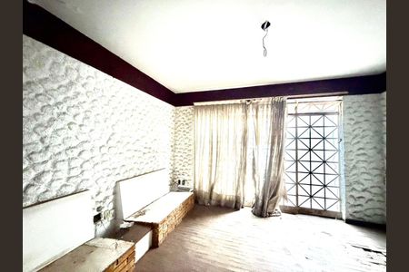 Casa à venda com 4 quartos, 317m² em Grajaú, Belo Horizonte