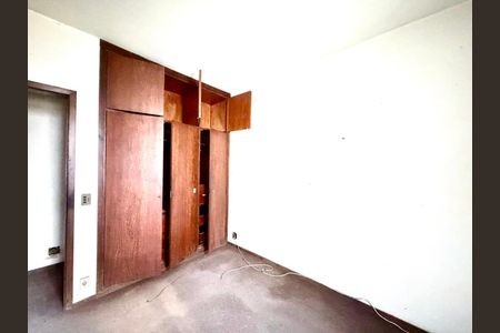 Casa à venda com 4 quartos, 317m² em Grajaú, Belo Horizonte