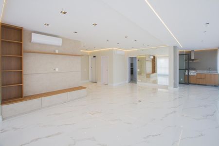 Apartamento para alugar com 3 quartos, 80m² em Vila Cordeiro, São Paulo