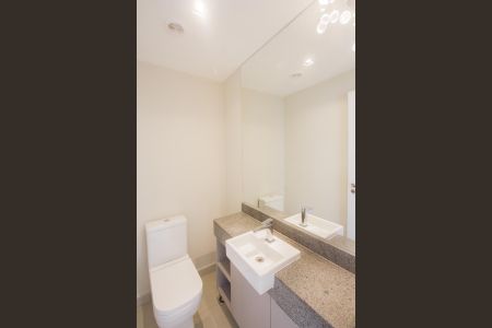 Lavabo de apartamento para alugar com 3 quartos, 80m² em Vila Cordeiro, São Paulo