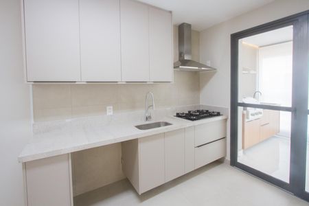 Apartamento para alugar com 3 quartos, 80m² em Vila Cordeiro, São Paulo
