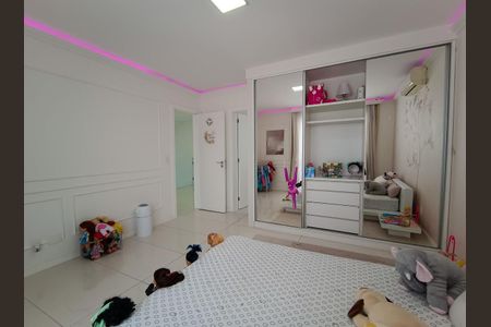 Casa de condomínio à venda com 600m², 4 quartos e 9 vagasQuarto