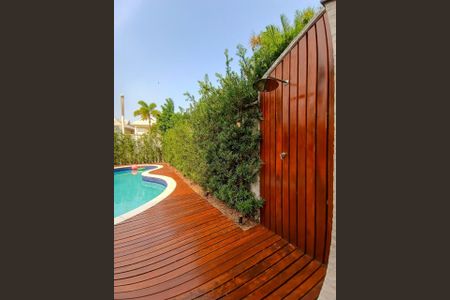 Casa de condomínio à venda com 600m², 4 quartos e 9 vagasPiscina