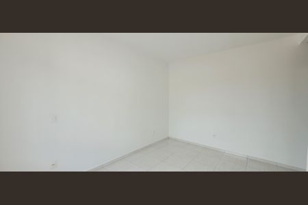 Casa para alugar com 96m², 2 quartos e 1 vaga Casa para alugar com 96m², 2 quartos e 1 vagaSuíte