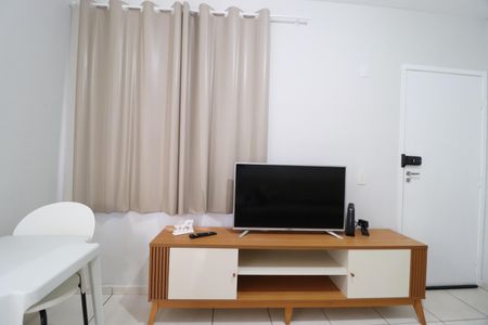 Sala de apartamento para alugar com 2 quartos, 47m² em Gávea, Uberlândia