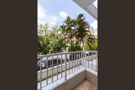 Varanda de apartamento para alugar com 3 quartos, 98m² em Jardim Monte Kemel, São Paulo