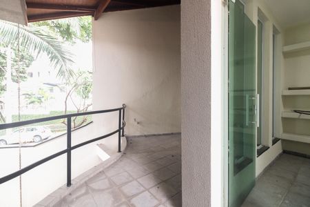 Casa para alugar com 350m², 3 quartos e 4 vagasQuarto 2 - Varanda