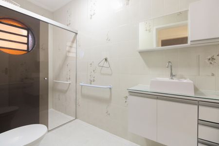 Casa para alugar com 350m², 3 quartos e 4 vagasBanheiro Social