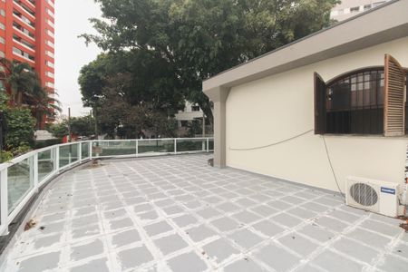 Casa para alugar com 350m², 3 quartos e 4 vagasSuíte - Varanda