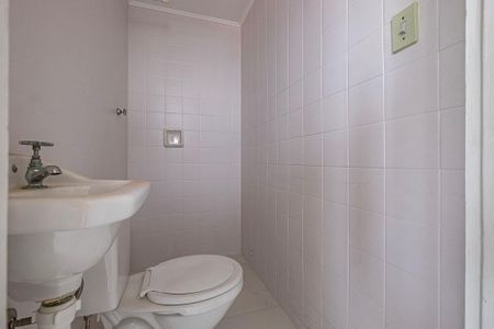 Apartamento à venda com 83m², 2 quartos e 1 vagaÁrea de Serviço - Banheiro