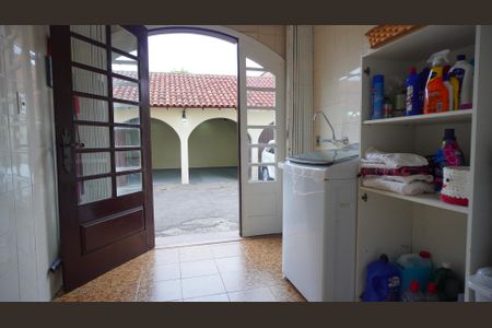 Casa à venda com 546m², 4 quartos e 9 vagasLavanderia