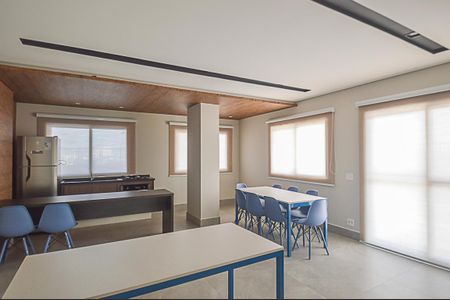 Apartamento à venda com 56m², 2 quartos e 1 vaga Apartamento à venda com 56m², 2 quartos e 1 vagaÁrea comum