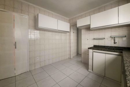 Apartamento para alugar com 55m², 2 quartos e 1 vaga Apartamento para alugar com 55m², 2 quartos e 1 vagaCozinha