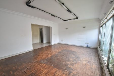Casa para alugar com 214m², 3 quartos e 2 vagas Casa para alugar com 214m², 3 quartos e 2 vagasSala