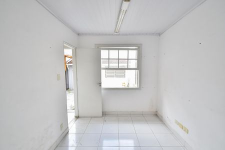 Casa para alugar com 214m², 3 quartos e 2 vagas Casa para alugar com 214m², 3 quartos e 2 vagasEdícula - quarto