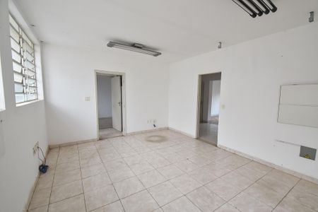 Casa para alugar com 214m², 3 quartos e 2 vagas Casa para alugar com 214m², 3 quartos e 2 vagasSala de jantar