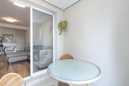 Varanda de apartamento à venda com 2 quartos, 74m² em Vila Olímpia, São Paulo