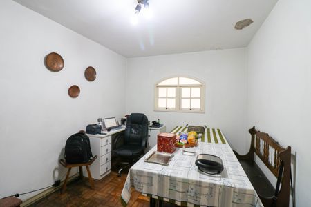 Casa à venda com 180m², 5 quartos e 2 vagasCopa