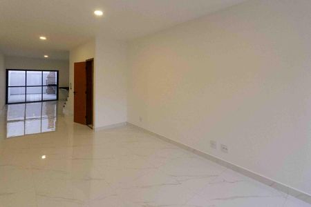 Sala de casa para alugar com 3 quartos, 120m² em Vila Carrão, São Paulo