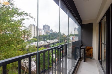Varanda de apartamento para alugar com 1 quarto, 34m² em Vila Madalena, São Paulo