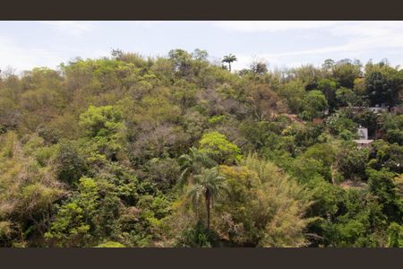 Apartamento para alugar com 2 quartos, 84m² em Santa Rosa, Niterói