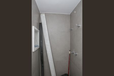 Apartamento à venda com 55m², 1 quarto e 2 vagasBanheiro 1