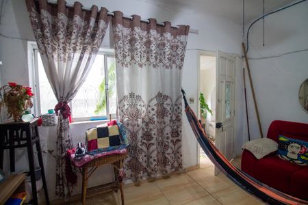 Casa à venda com 300m², 3 quartos e 2 vagas Casa à venda com 300m², 3 quartos e 2 vagasSala