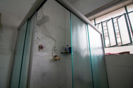 Casa à venda com 300m², 3 quartos e 2 vagas Casa à venda com 300m², 3 quartos e 2 vagasBanheiro