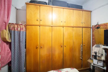 Casa à venda com 300m², 3 quartos e 2 vagas Casa à venda com 300m², 3 quartos e 2 vagasQuarto 2