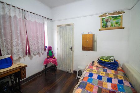 Casa à venda com 300m², 3 quartos e 2 vagas Casa à venda com 300m², 3 quartos e 2 vagasQuarto 1