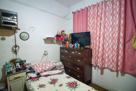 Casa à venda com 300m², 3 quartos e 2 vagas Casa à venda com 300m², 3 quartos e 2 vagasQuarto 2