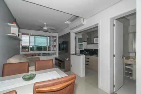 Sala de apartamento para alugar com 1 quarto, 42m² em Passo D’areia, Porto Alegre