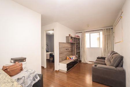 Sala de apartamento para alugar com 2 quartos, 45m² em Jardim Elizabete, Taboão da Serra