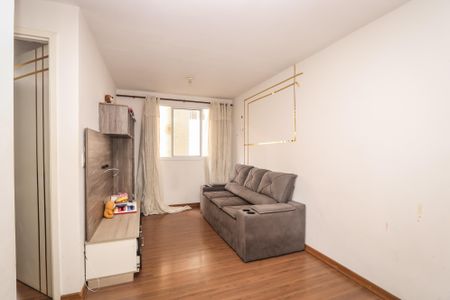 Sala de apartamento para alugar com 2 quartos, 45m² em Jardim Elizabete, Taboão da Serra