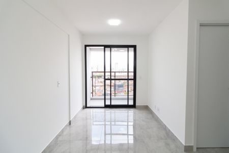 Sala - Cozinha de apartamento para alugar com 1 quarto, 26m² em Vila Sonia, São Paulo