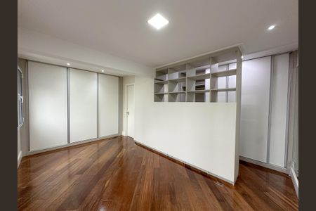Apartamento à venda com 142m², 3 quartos e 2 vagas Apartamento à venda com 142m², 3 quartos e 2 vagasSuíte Master
