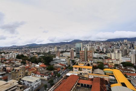 Apartamento para alugar com 150m², 1 quarto e 2 vagasVista