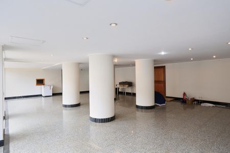 Apartamento para alugar com 150m², 1 quarto e 2 vagasÁrea comum - Salão de festas