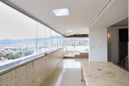 Apartamento para alugar com 150m², 1 quarto e 2 vagasCorredor