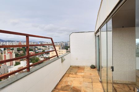Apartamento para alugar com 150m², 1 quarto e 2 vagasCobertura