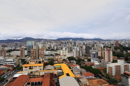 Apartamento para alugar com 150m², 1 quarto e 2 vagasVista