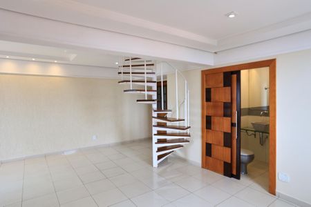 Apartamento para alugar com 150m², 1 quarto e 2 vagasSala