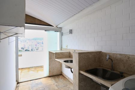 Apartamento para alugar com 150m², 1 quarto e 2 vagasLavanderia