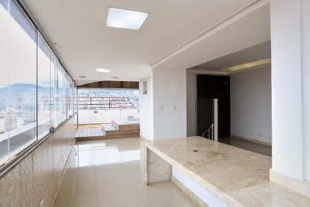 Apartamento para alugar com 150m², 1 quarto e 2 vagasCorredor