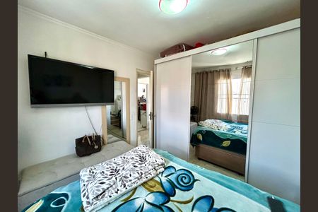 Quarto 1 de apartamento à venda com 2 quartos, 60m² em Jardim Vila Galvao, Guarulhos